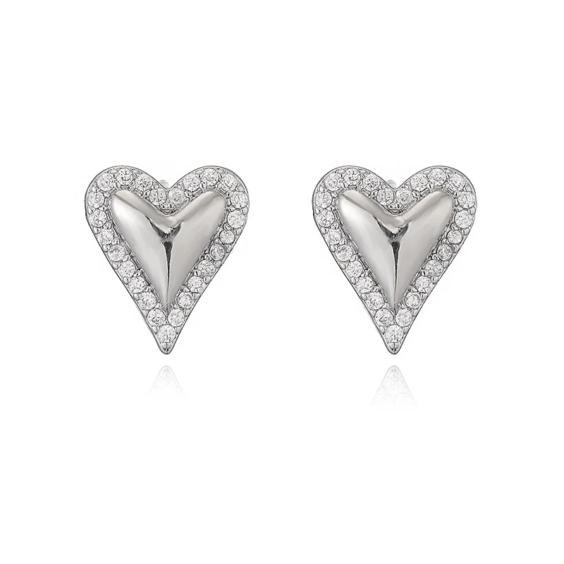 HECHENG، أقراط على شكل قلب كورية بسيطة للنساء من النحاس عيار 18 قيراط مطلية بالذهب مرصعة بأحجار تشيكوسلوفاكيا مجوهرات للسيدات زوج واحد