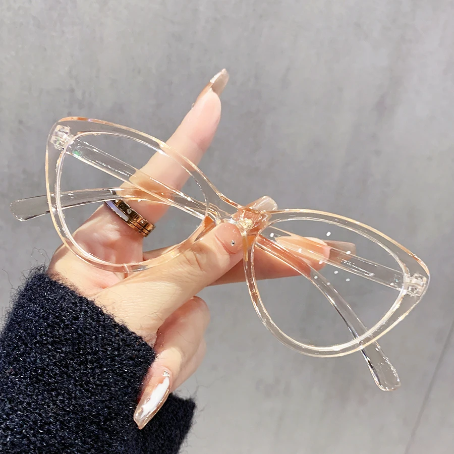 Einteilige Brille mit Katzenaugen-Design, bestehend aus einem modischen Y2K-Stil, geeignet für den täglichen Gebrauch und Straßenfotografie.