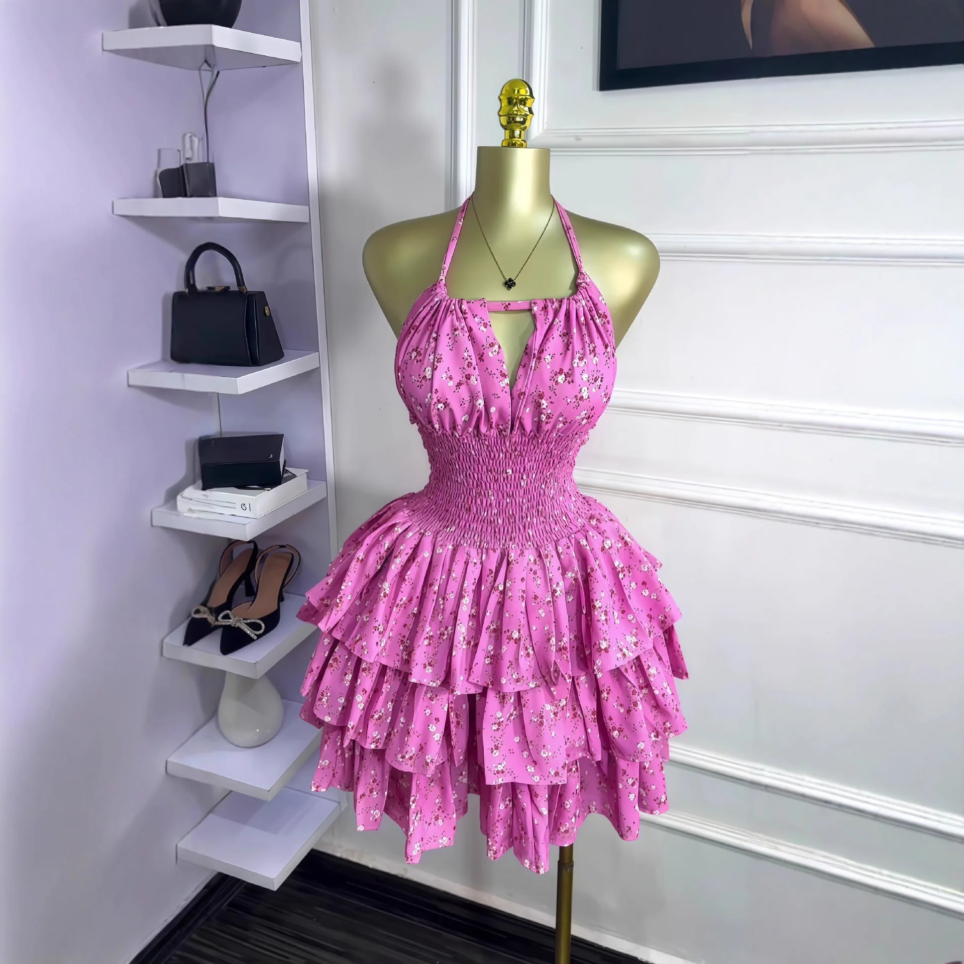 

Fresh And Sweet Floral Print Halter Neck Dresses Women Fashion Sexy Backless Layered Short Dress Streetwear Lady Party Vestidos