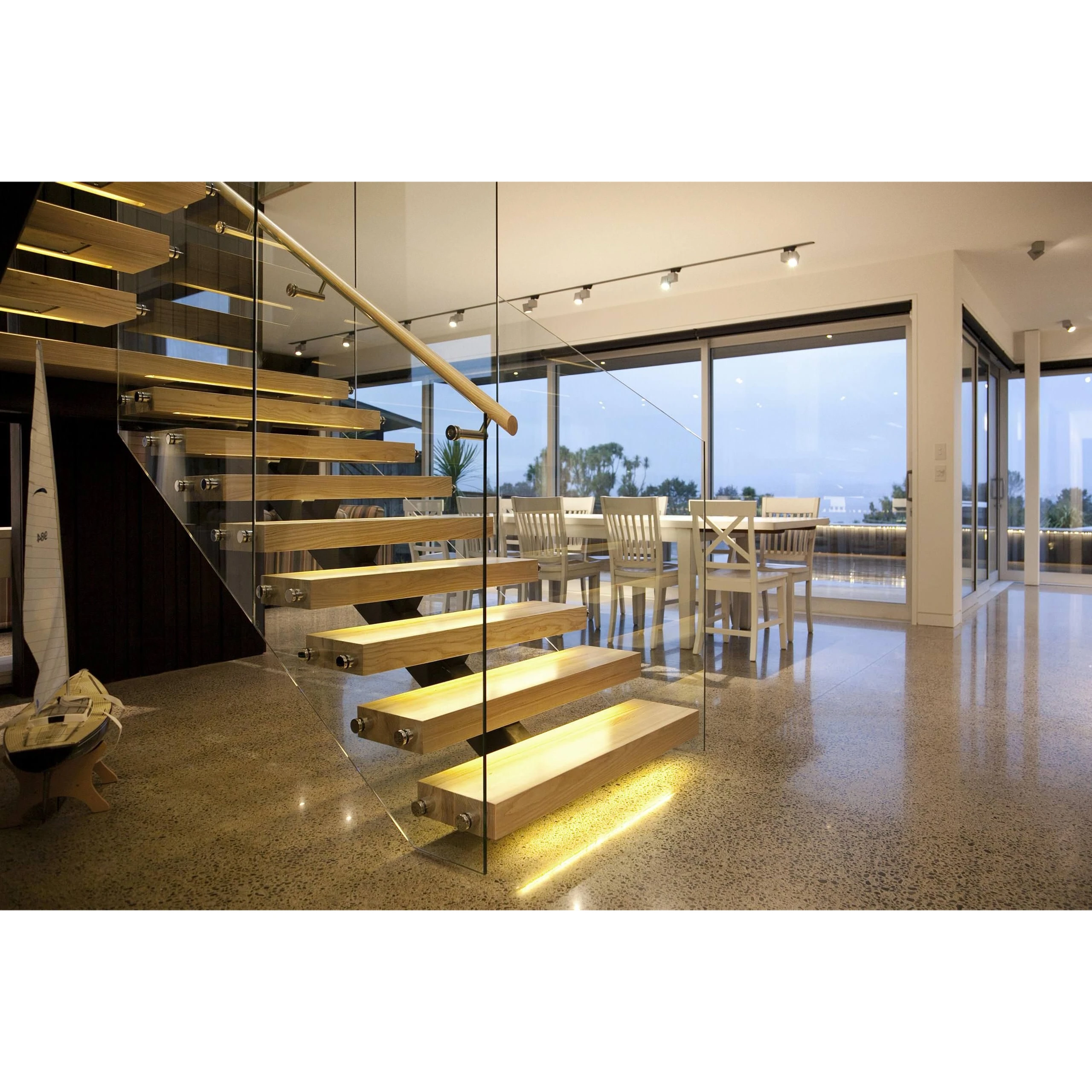 

CBMmart Smart Motion Sensor Led Step Stair Light Glass Balustrade Handrail Indoor Wooden Staircase