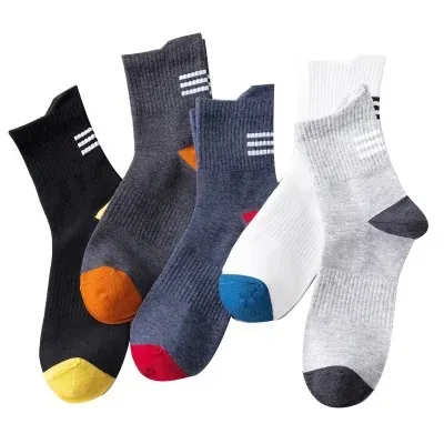 5 Pairs Men Cotton Socks High Socks Trendy Street Sports Sock Men\'s Cotton Breathable Stocks for Students Size 39-44