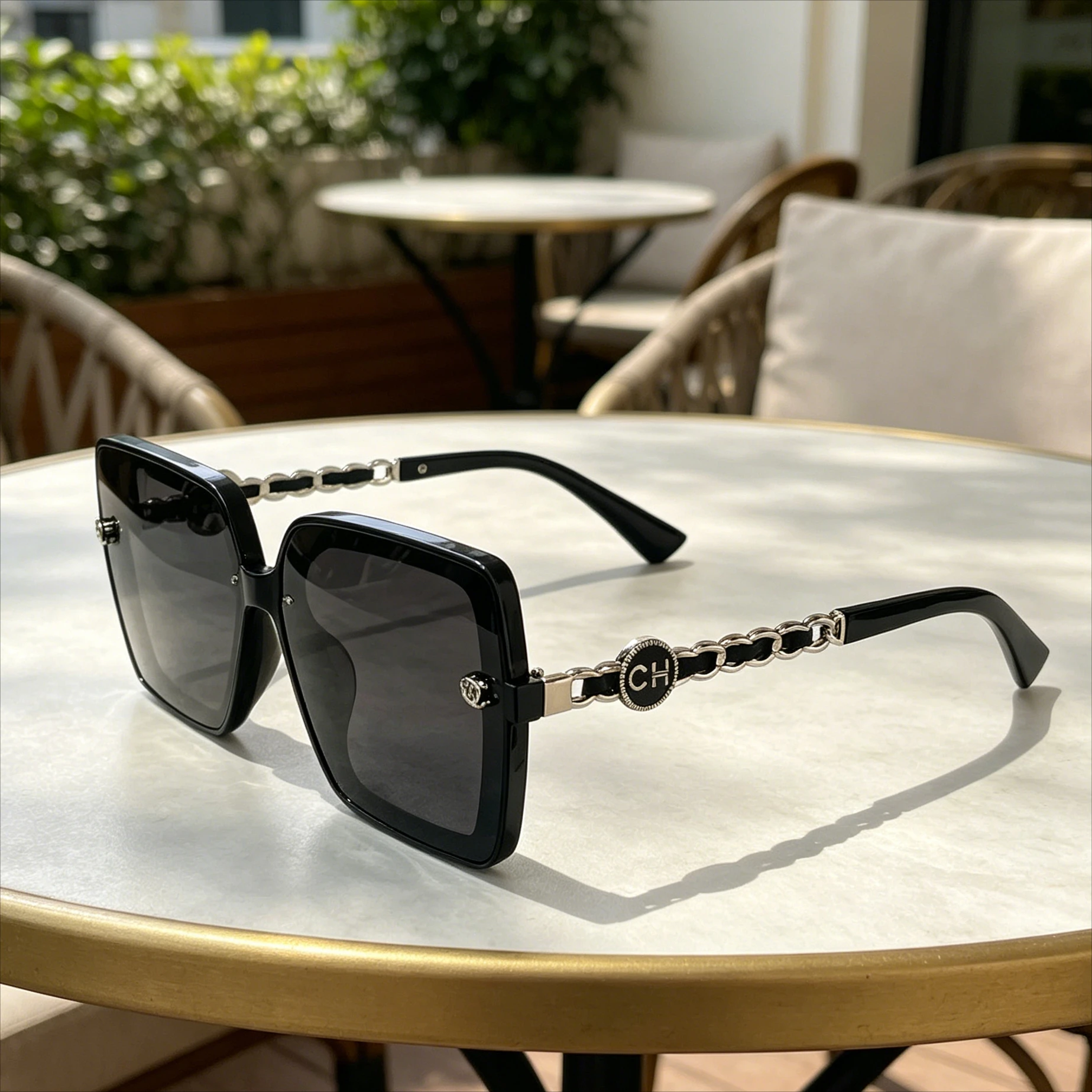

Fashion New Shades Sunglasses for Women Polarized Large Frame Square Retro Sun Glasses Gradient Ladies Sunglass for Men UV400