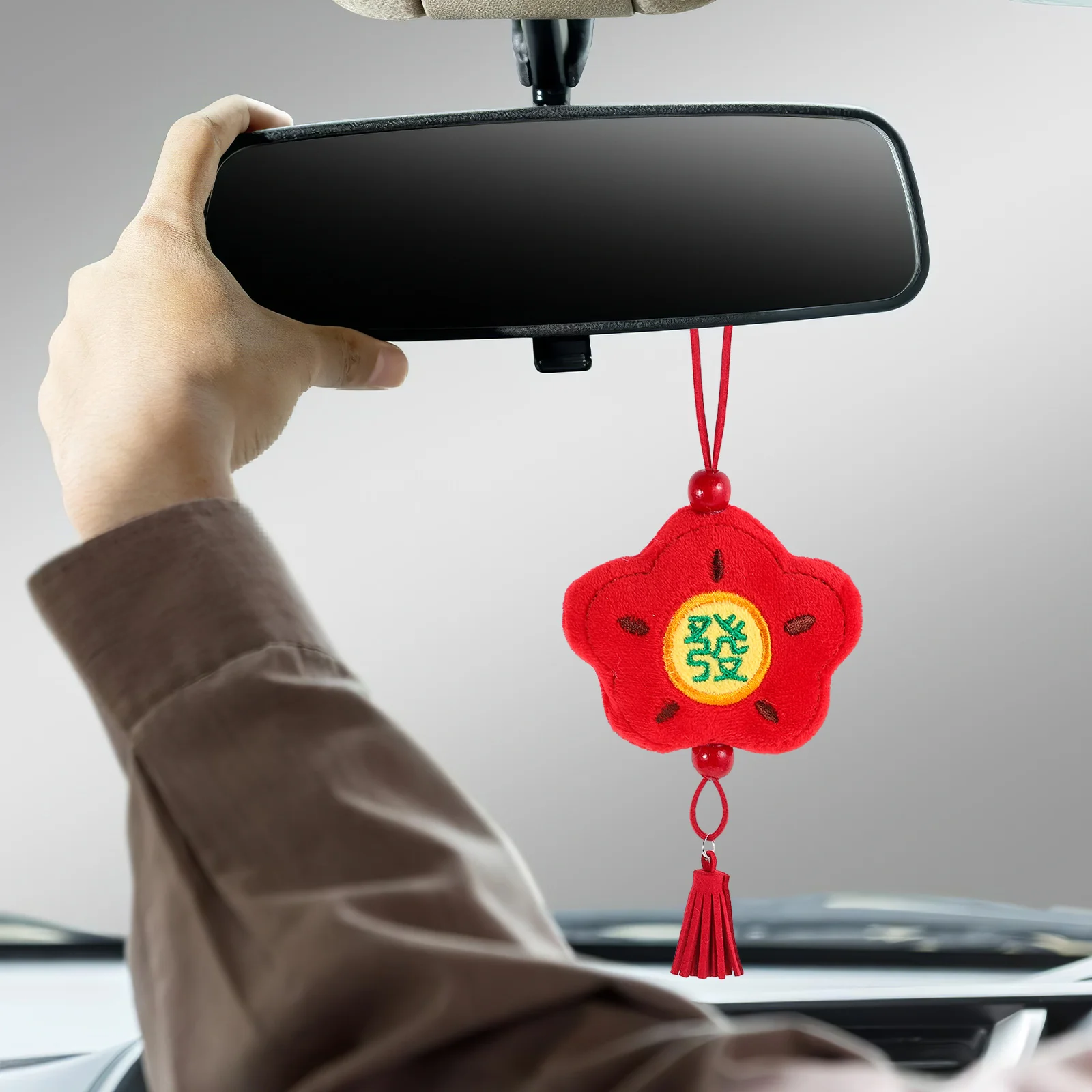 

Lucky Wealth Car Pendant Festive Tassel Keychain Bag Charm Chinese Knot Rhinestone Decoration Durable Faderesistant Ornament For