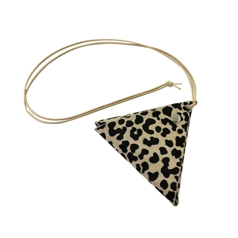 2025 New Fashionable Clavicle Chain Leopard Print Small Bag Pendant Necklace for Women Unique Nekchain Party Wear Accessories