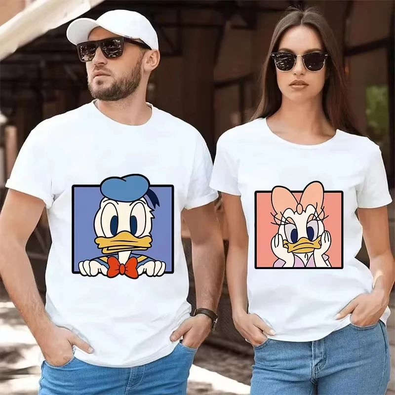 

MINISO 2025 Donald Duck Summer Couple Fashion Street Boys Girls Printed T-Shirt Sports Style Family Outing Cotton T-Shirt Top