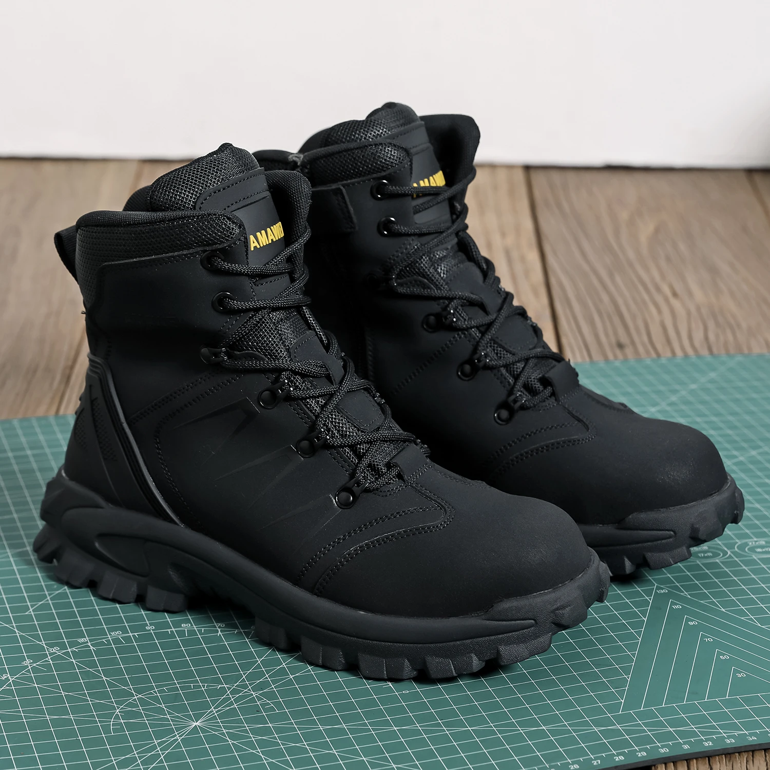 Waterproof Work Safety Shoes Men Boots Anti-smash Steel Toe Boots Indestructible Male Footwear Slip Resistant Anti-Punctur Boots