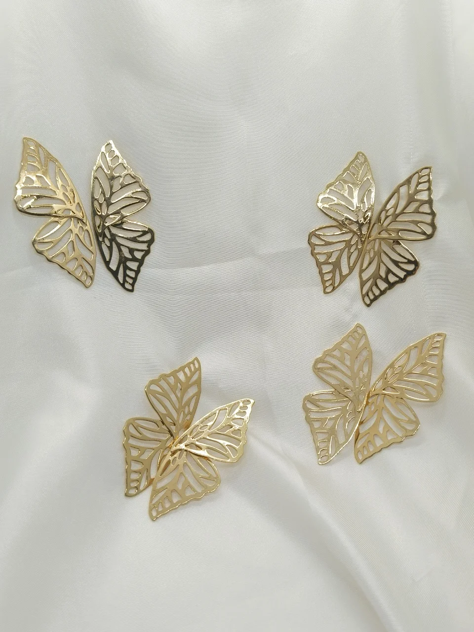 

18K Gold PVD Plated Stainless Steel Butterfly Ear Buckle Climber Chunky Bold Titanium Steel Hollow Stud Earrings Fashion Jewelry