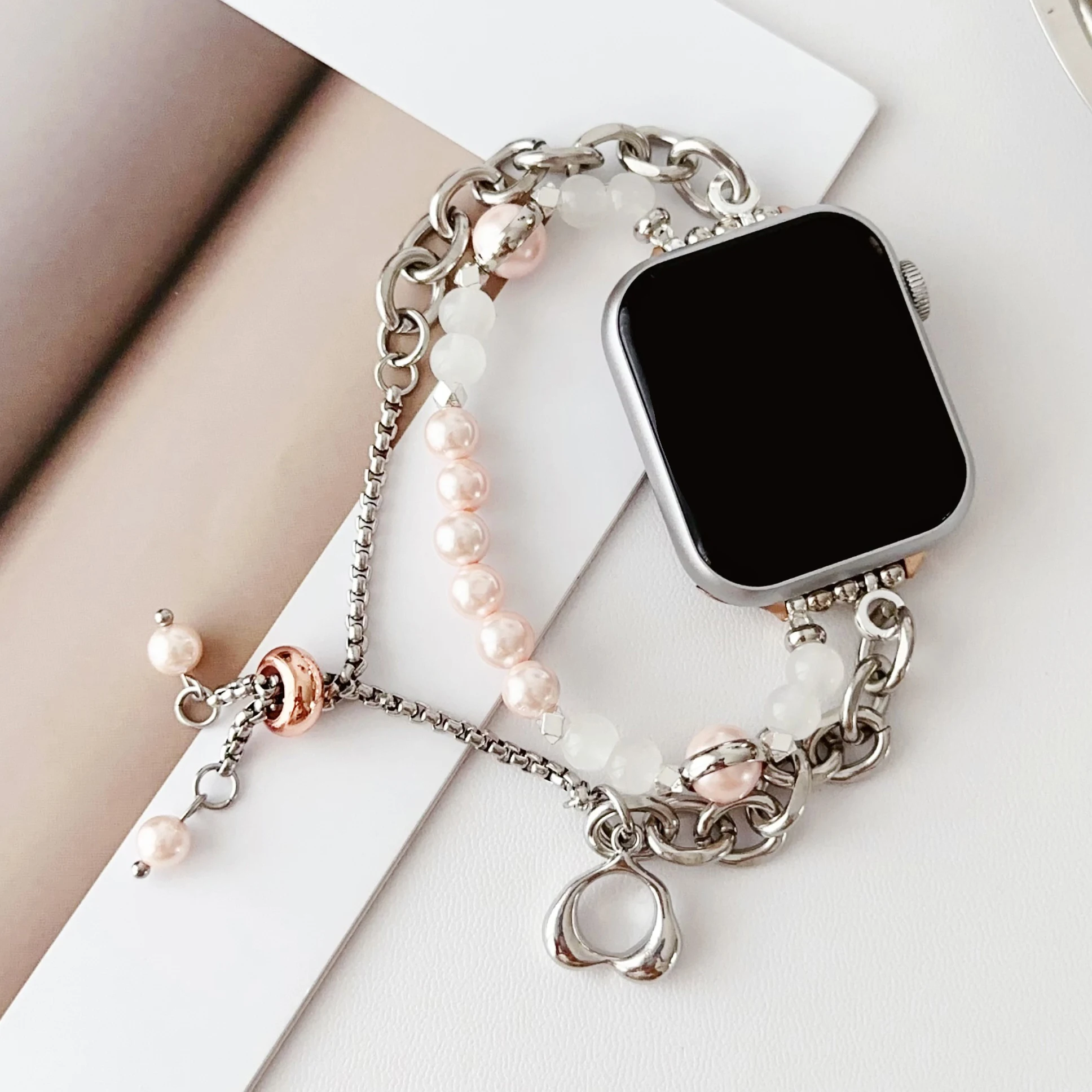 Heart-shaped bead strap for Apple Watch 49mm 45mm strap 38mm 40mm 41mm 42mm 44mm Women\'s metal strap for iWatch Series 98SE 765