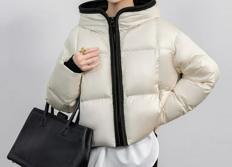 

2025 Winter New Short Hooded Cotton Jacket for Women Thickened Warm Puffer Jacket Casual Coat