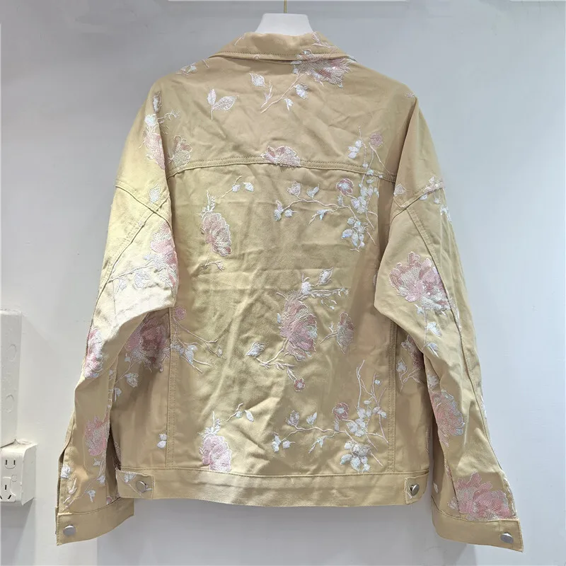 WTHT Neue Mode frauen Schwere Industrie Gespleißt Pailletten Blume Denim Jacke 2025, Herbst Trendy Lange Ärmel Mantel Weibliche 1LS2254