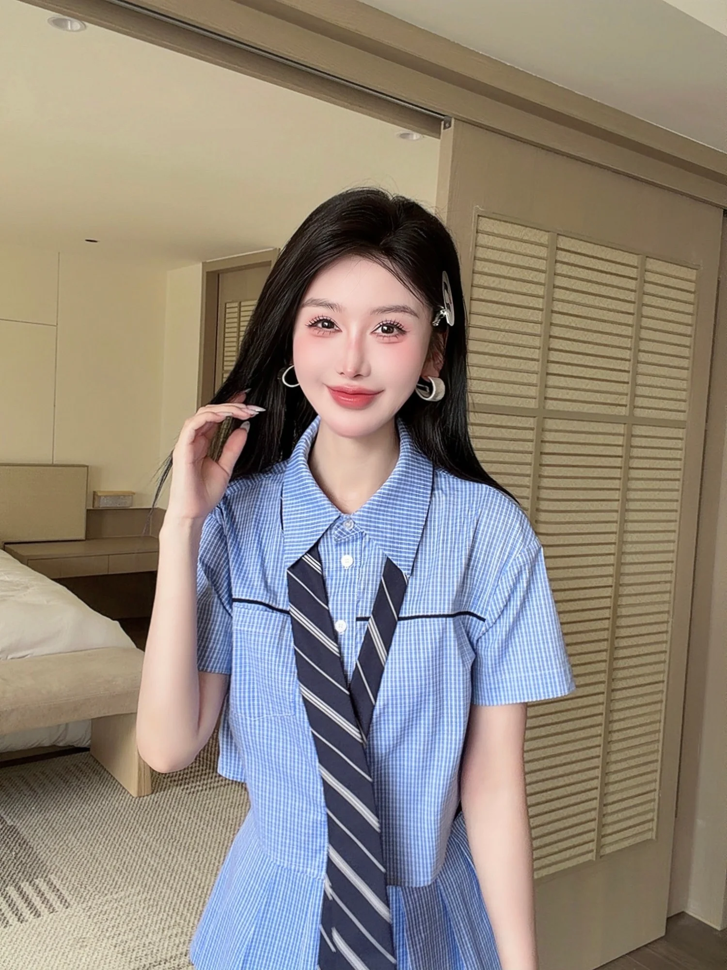 

MaoNi College Style Short Sleeve Shirt Skirt Set with Tie Breathable Polyester Spring Summer Casual Fashion Women's Ensemble