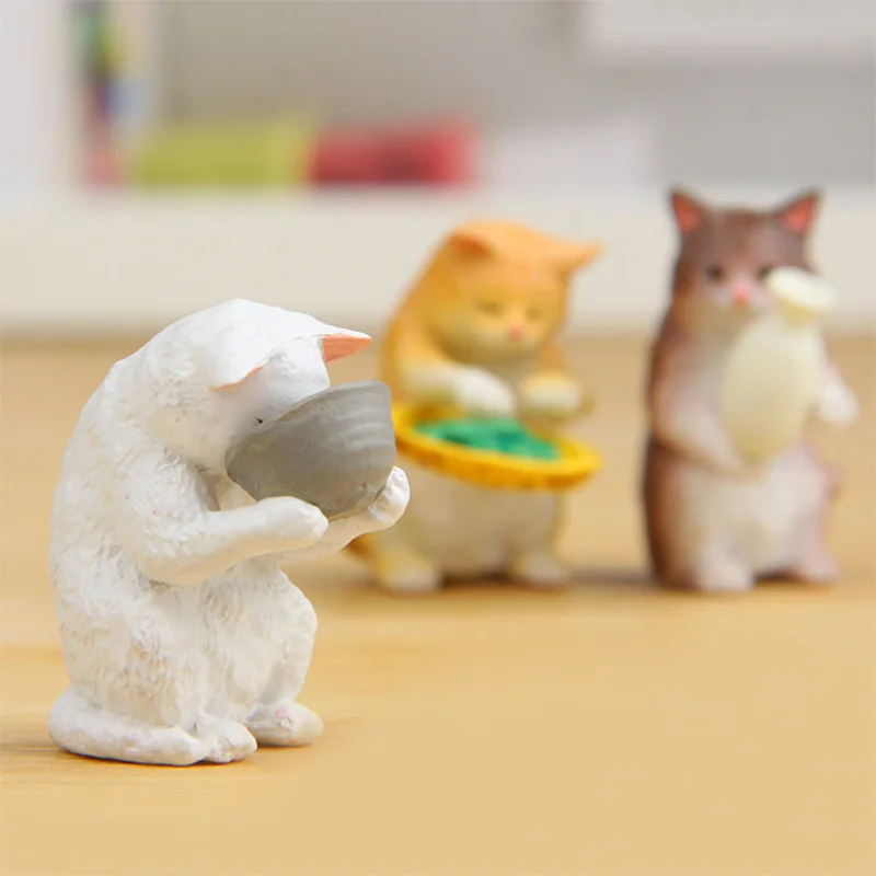New Little Yellow Kitten Miniature Figures White Cat Figurines Home Decoration Mini Fairy Garden Animals Ornaments Resin Craft