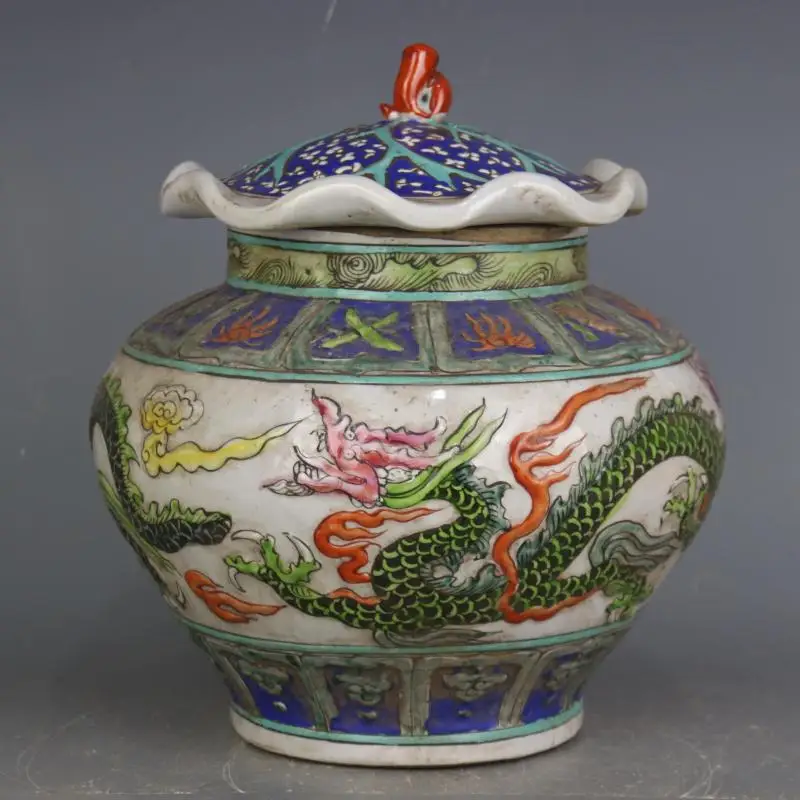 Jingdezhen Chinese Lidded Vase Dragon Vase Pottery Porcelain Ornaments Chinese Famille Rose Vase