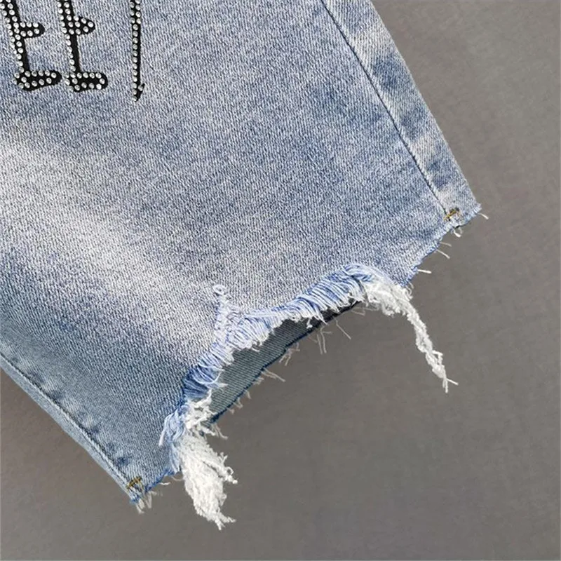 Letter Rhinestone Ripped Knee-Length Denim Pants For Women 2022 Summer New Light Blue High Waist Slim Fit Short Jeans Ropa Mujer