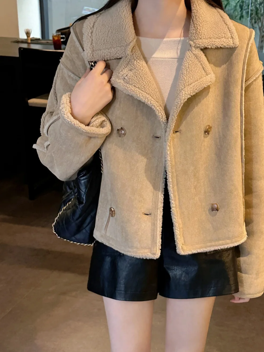 Двубортная свободная длинная бархатная куртка с воротником ягненка в стиле ретро Briti Sle, женская модная осенне-зимняя верхняя одежда