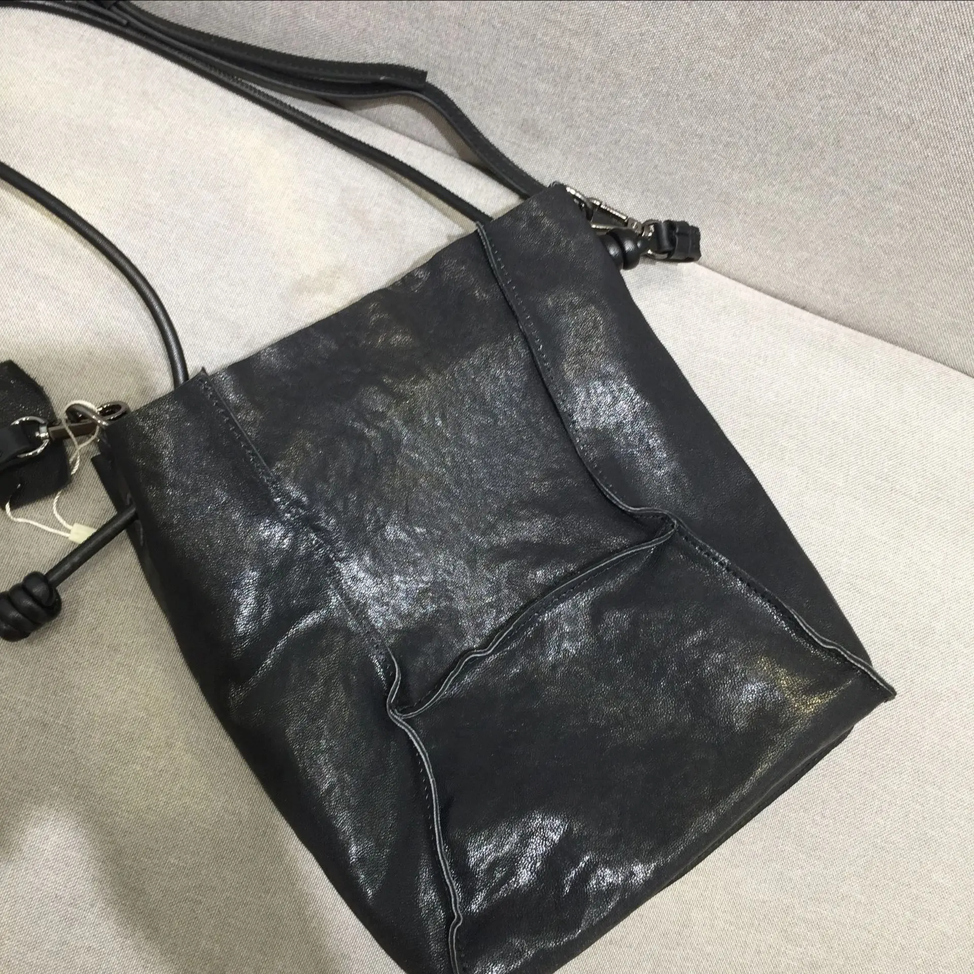 

Retro Genuine Leather and Sheepskin Ladies' Single-shoulder Crossbody Bag and Handbag Designer Luxury Bag