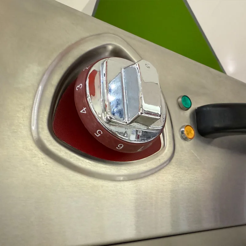 Forno elétrico comercial TLF com fogo superior, grelha elevatória estilo ocidental sem fumaça para uso em hotel e restaurantes