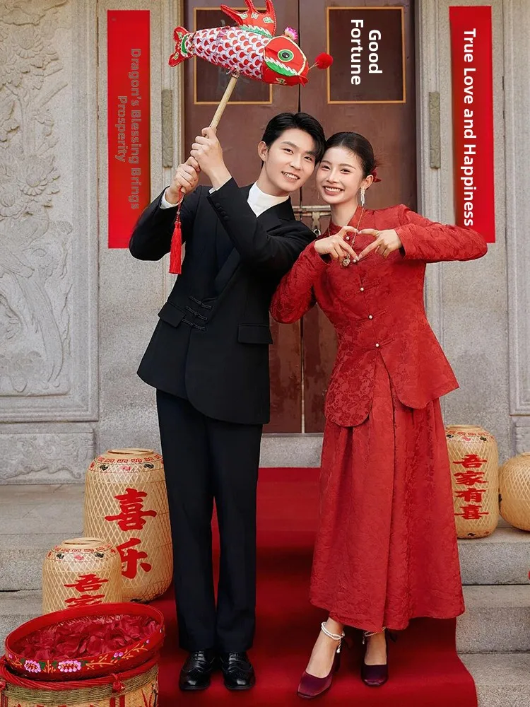 

Красный свадебный костюм для невесты с длинными рукавами в новом китайском стиле для помолвки и церемонии, зимний сезон, полиэстер