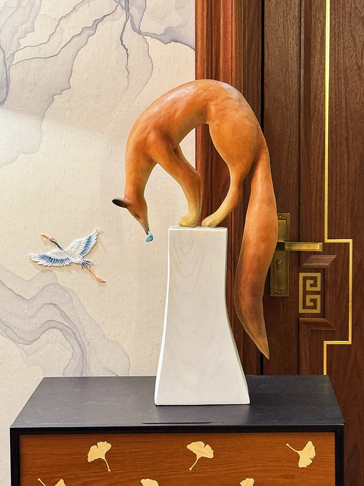 Retro Art Fox Sculpture Ornament, Living Room Foyer Statue, Imitation Wood Niche Art Decoration
