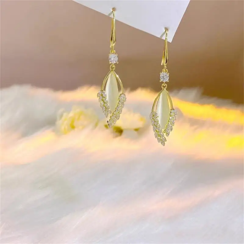 1/5PAIRS Charming High Sense Exquisite Craftsmanship Luxurious Gold Leaf Jade Earrings Leaf Earrings Earrings Decorative