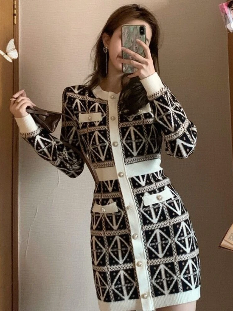 فستان محبوك بأكمام طويلة بتصمي - مراجعة Winter Clothing Pictures وسعره