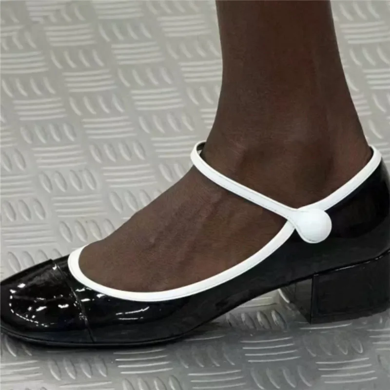 

2025 Women Spring Women Low Heeled Shoes for Woman's Round Toe Patent Leather Button Chunky Heels Pumps Mujer Luxury Dress Shoes