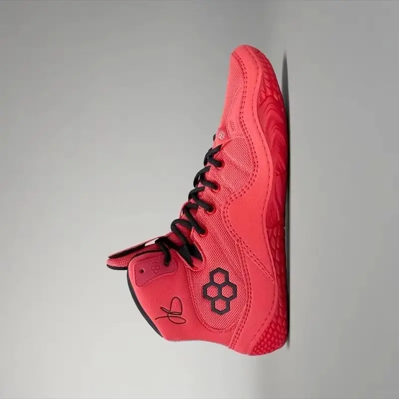

2025 New Boxing Shoes Unisex Luxury Brand Wrestling Boots Men Women Designer Fighting Shoes for Couples Gym Training Shoes