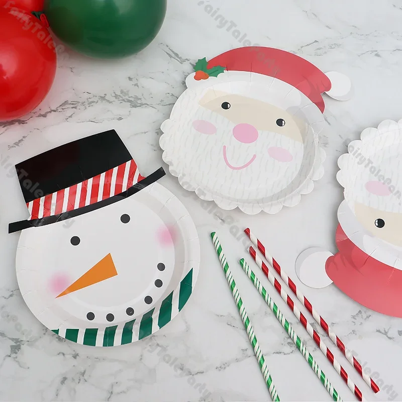 

8pcs Santa Snowman Paper Plates New Years Cute Christmas Disposable Tableware Children's Classic Xmas Dinner Holiday Decoration