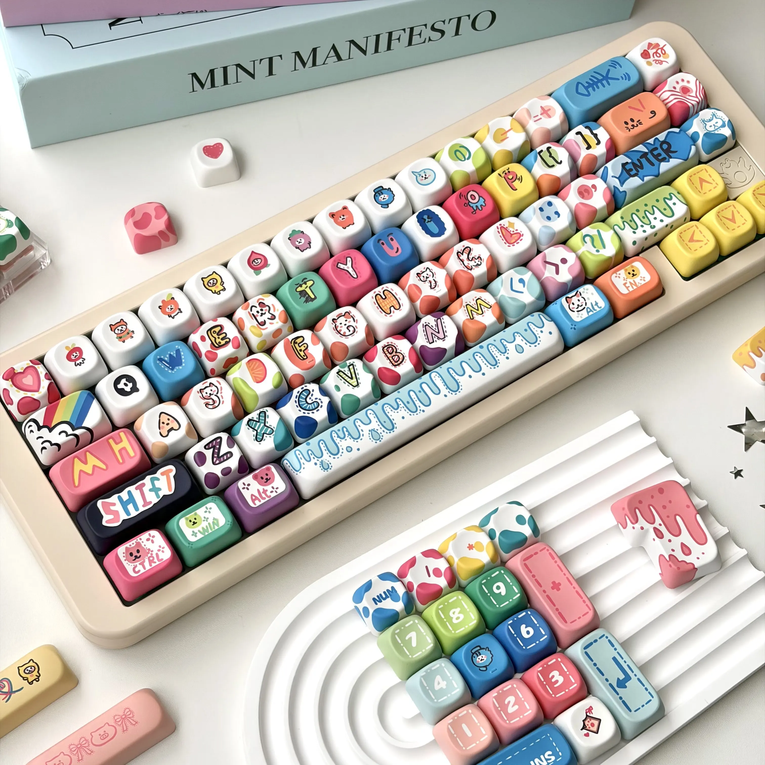 MAIMOOO Cat Candy Keycaps - Graffiti Art Collision Explosion MDA MOAMechanical Keyboard 131-Key Custom Aula Keycaps