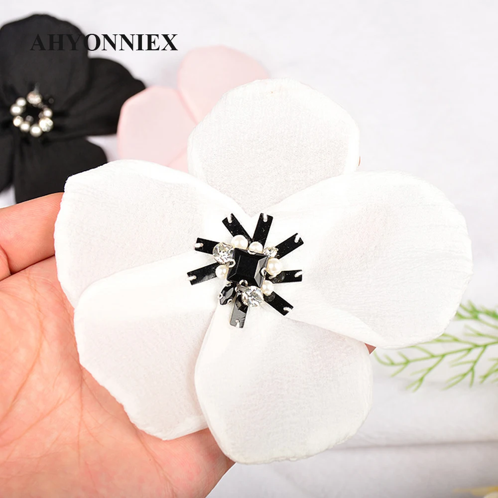 2 Pieces/Lot 10CM Flower with Beads Patch Brooch Pin Clothes Bags Badge Pins Metal Brooches for Shoes Badges Applique for DIY