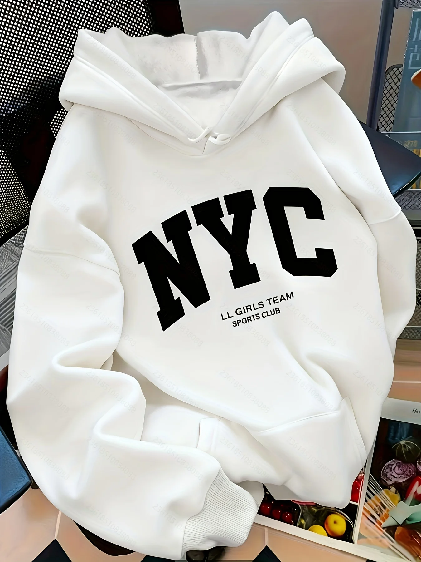 Vintage Fashion Nyc - Hoodie Motif NYC Warna Biru Muda