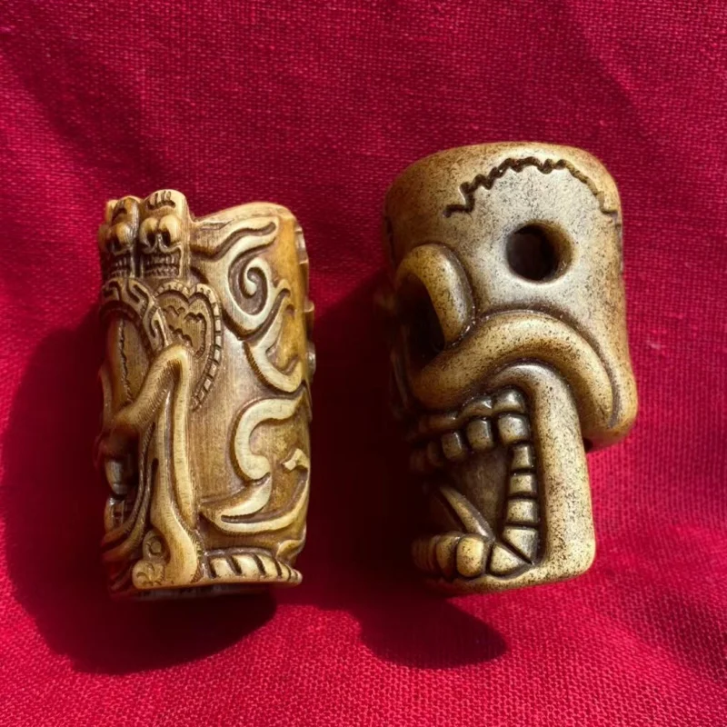 Bone Handle - Skull Corpse Buddha Pendant Three-Way In Stock