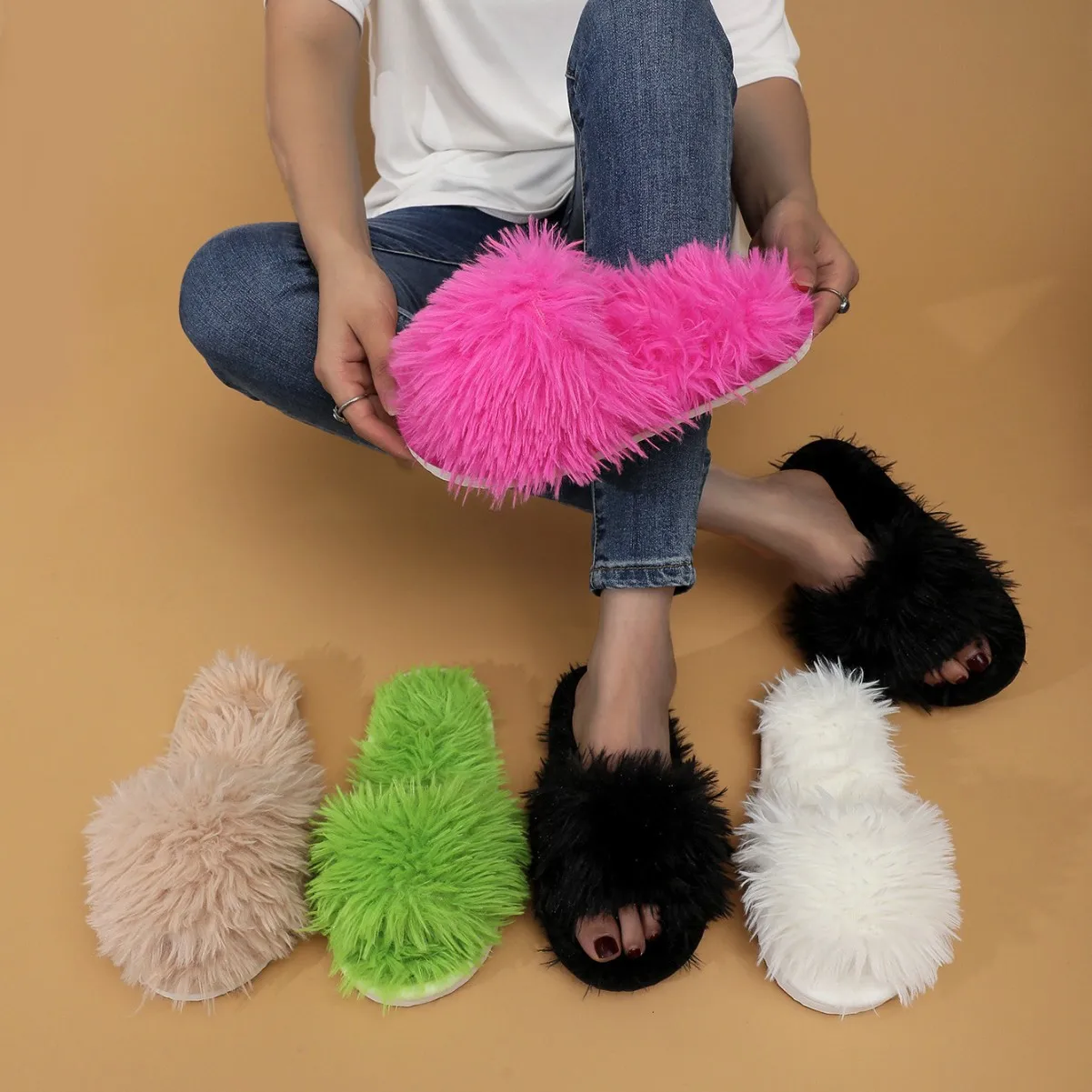 Fashion Fluffy Furry Slippers for Women Comfortable Soft Sole Open Toe Plush Home Slippers Woman Solid Flat Bottom Cotton Slides