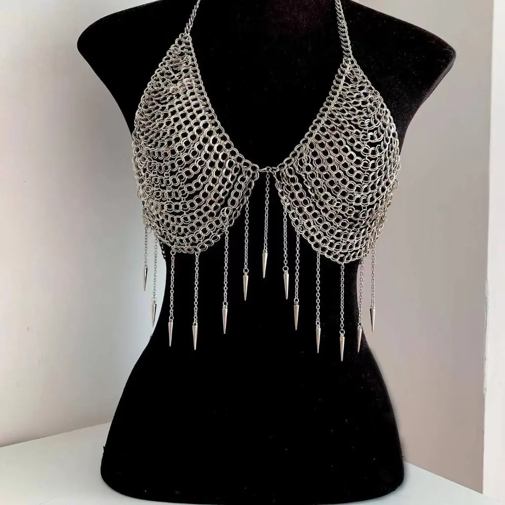 

European And American Style Small Pointed Tassel Vest Metal Chain Stitching Combination Top for Women Body Chain Design