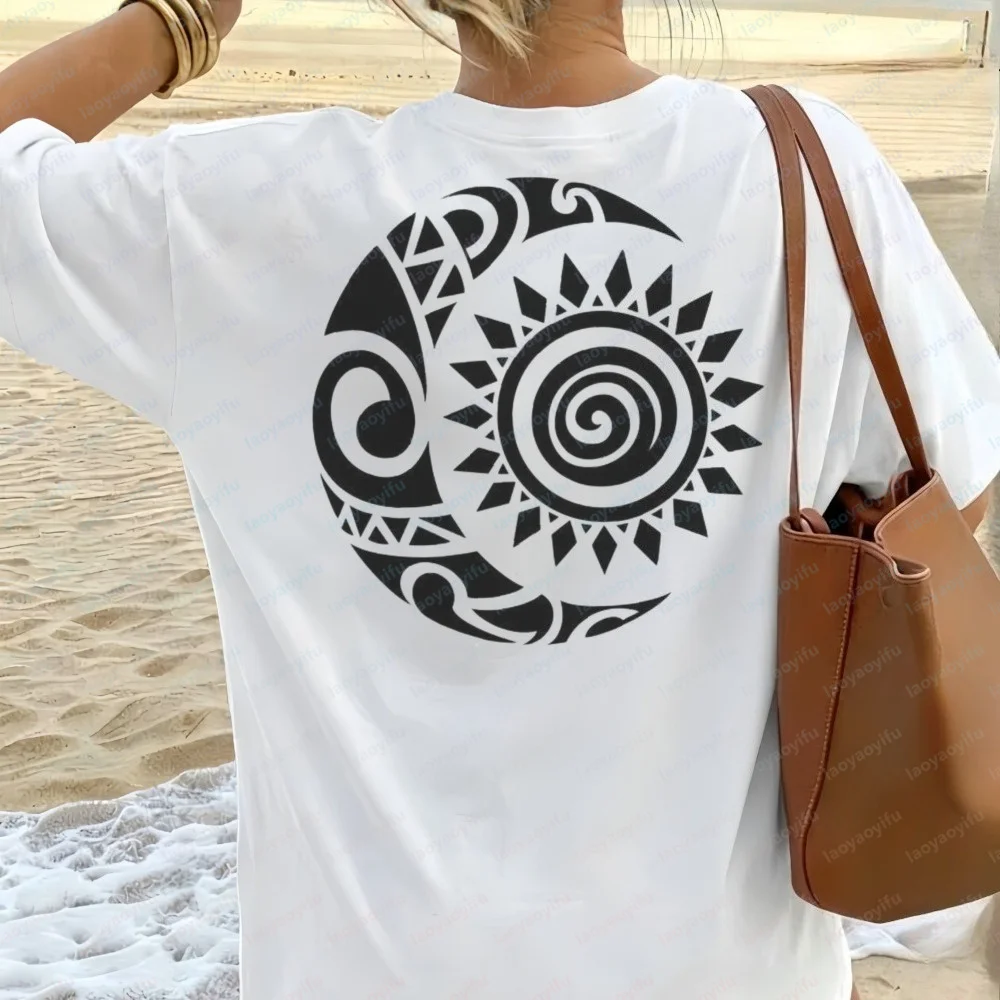 

T-Shirt with A Geometric Design Featuring A Fusion of Sun and Motifs Stylish Pattern with Bold Spirals and Triangles on The Back
