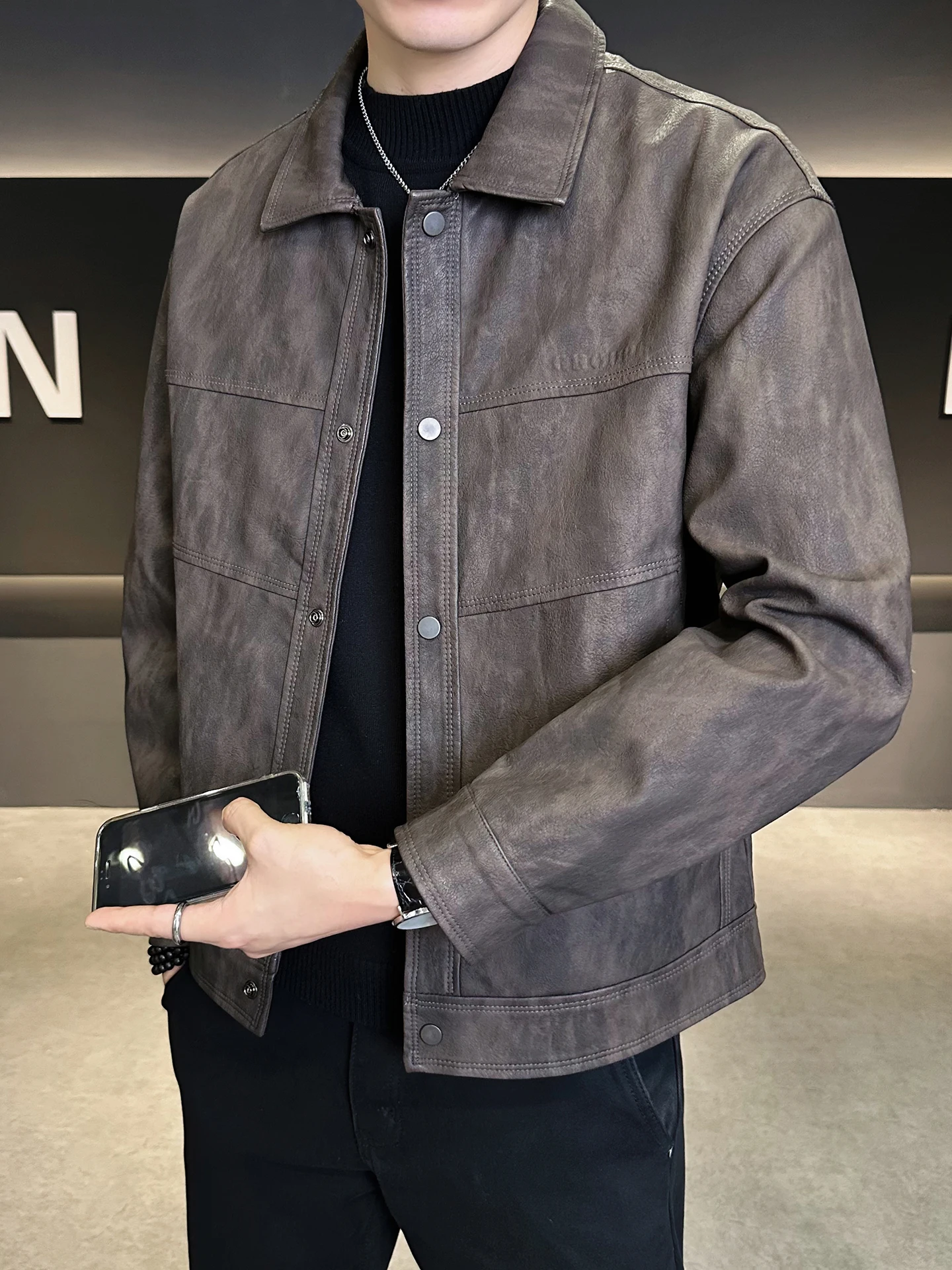 

Slim Fit American Retro Stand Collar Leather Jaet for Men Autumn 2025 New Trendy Brand Versatile Motorcycle Outerwear