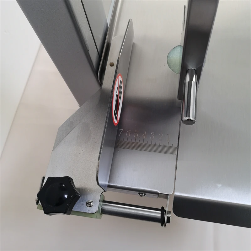 

Stainless Steel Commercial Large Meat Slicer Fish Cutting Machine Meat Bone Saw Machine