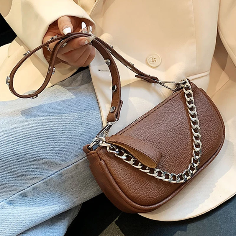 

Luxury Rivet Shoulder Bag for Women Thick Chains Underarm Bag Soft Leather Crossbody Bag Retro Armpit Bag Bolsa Fashion Handbag