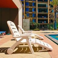 Courtyard Nordic Swimming Plastic Outdoor Sun Loungers Hotel Foldable Beach Lazy Pool Lunch Break Lounge Chairs Chairs Furniture