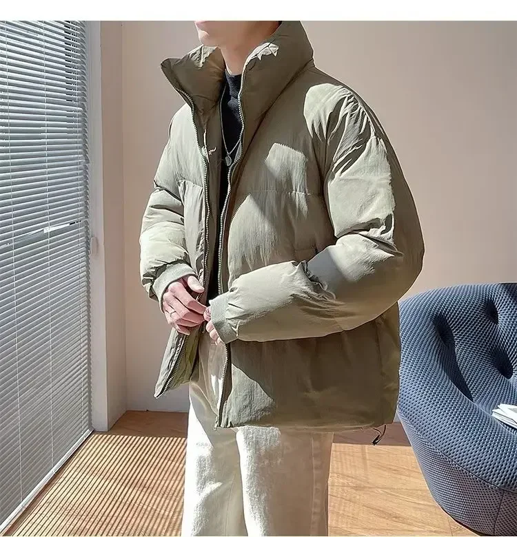 Koreanische Version der einfachen, einfarbigen, warmen, gepolsterten Freizeitjacke, dicke, lockere, winddichte, mit Baumwolle gepolsterte Kleidung für Herren im Winter