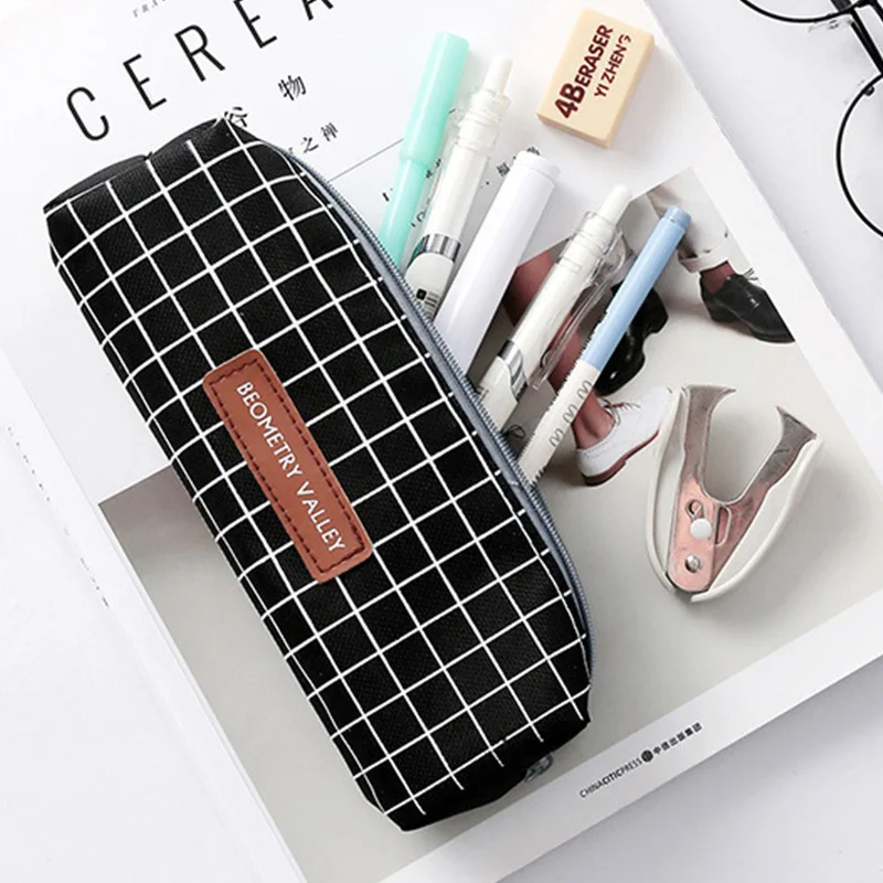 Brief Style Polka dot Cosmetic Bag Women Pencil Case Cosmetic Pouch Korean Travel Toiletry Bag Lady Makeup Organizer Beauty Case