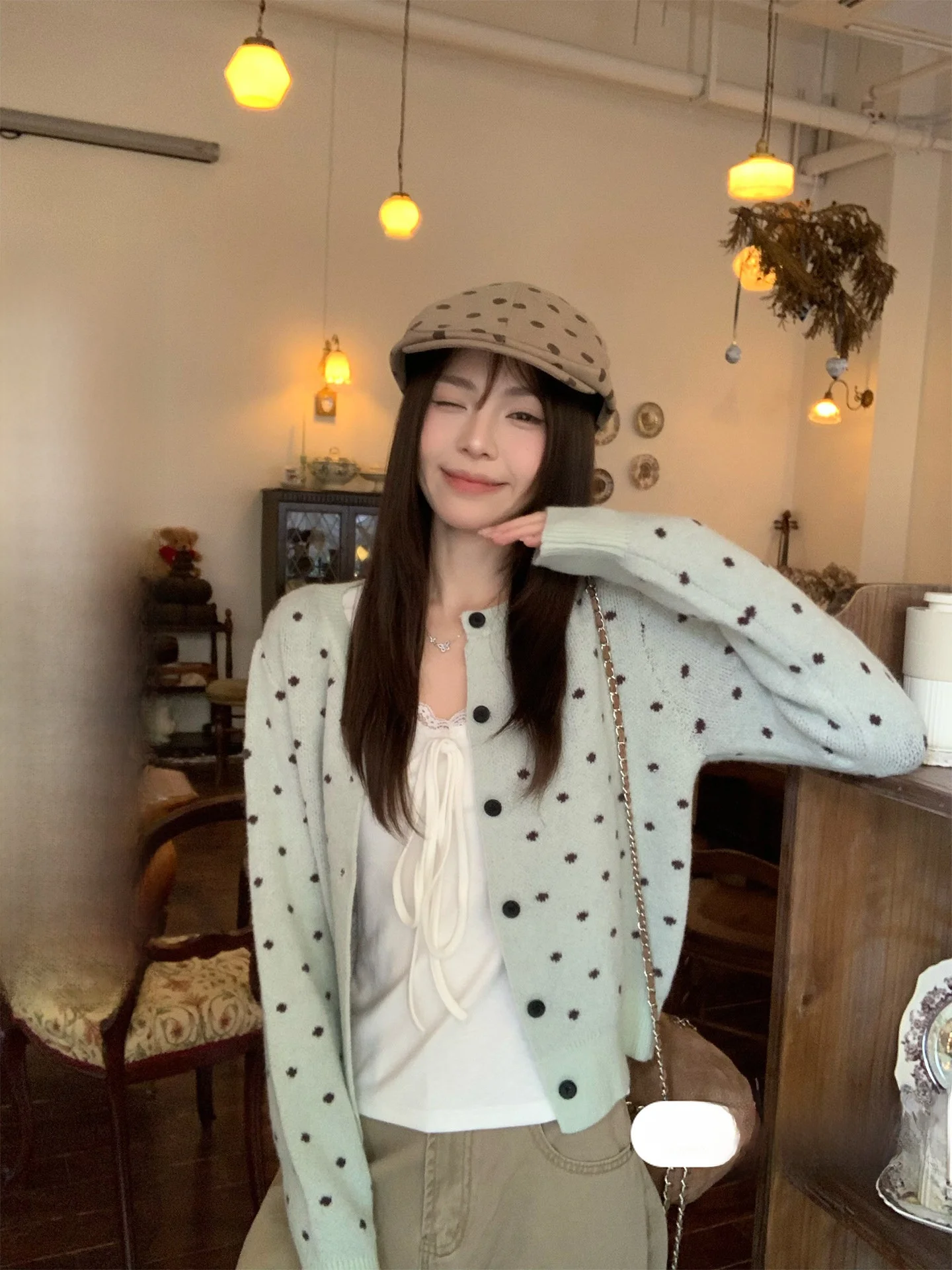 Green Polka Dot Knitted Cardigan Women's Short Style Korean Design Autumn 2026 Commute Wind Regular Fit Soft Medium Thickness