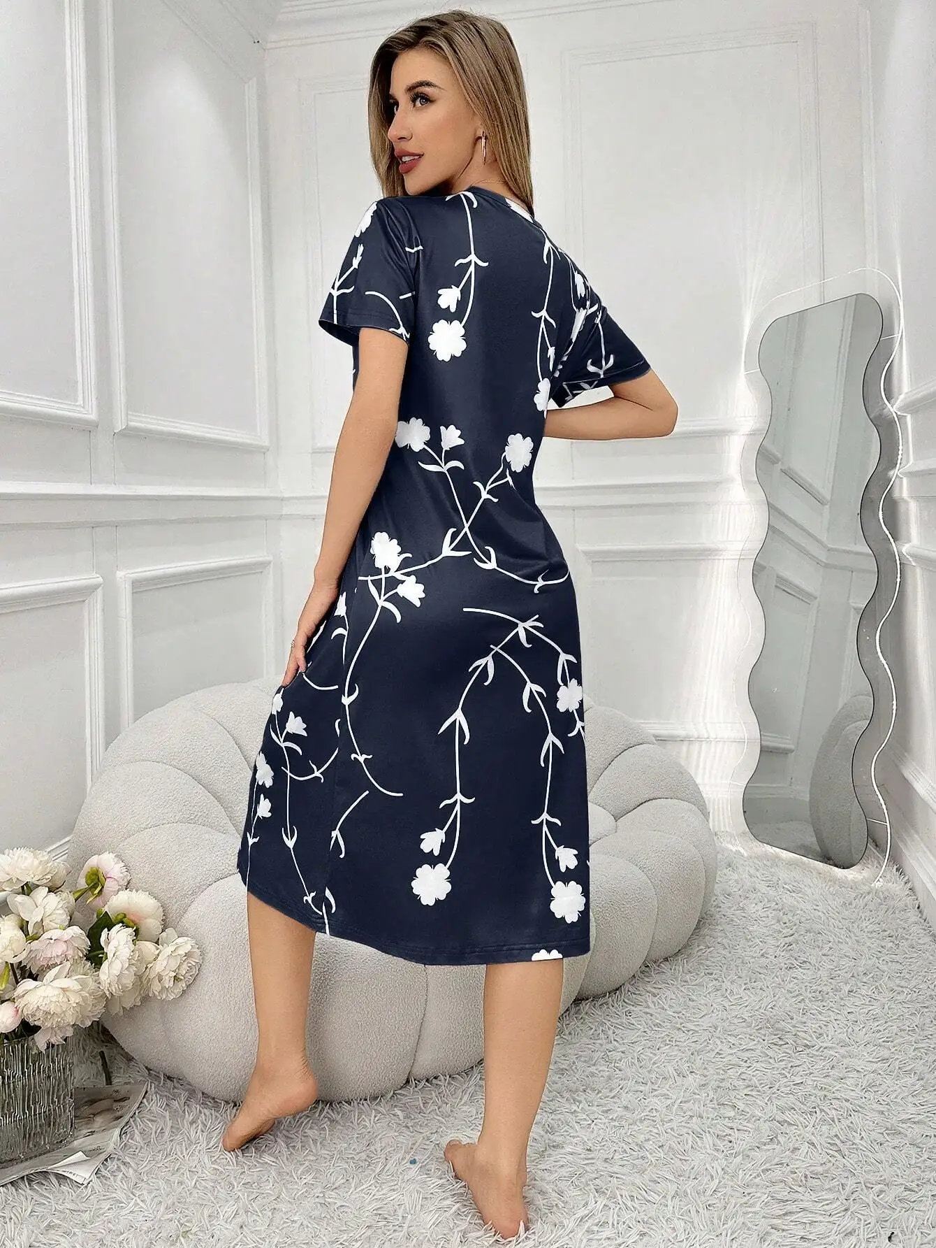 

Lavender Floral Print Short Sleeve Midi Nightgown for Women