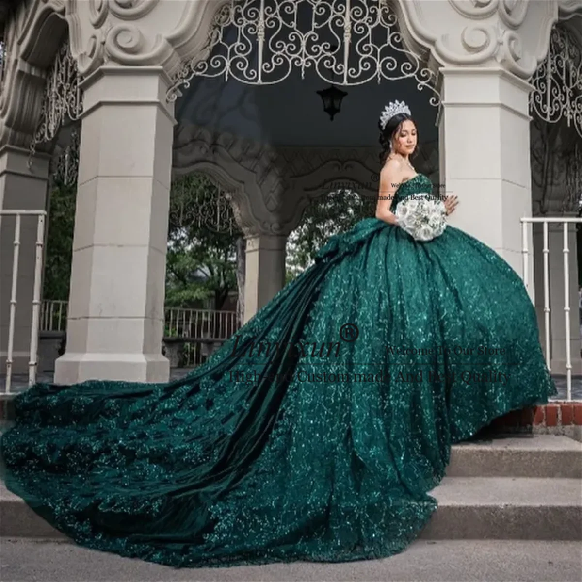 Luxury Elegance Emerald Green Lace Ball Gown Quinceanera Dresses With Bow Beaded Appliques Sweet 16 Dress Vestidos De 15 Años