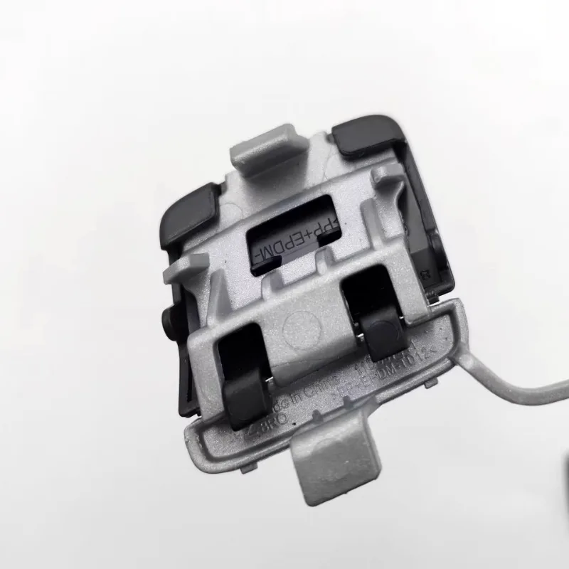 폭스바겐 ID4X 리어 범퍼 트레일러 토우 훅 커버 새 제품