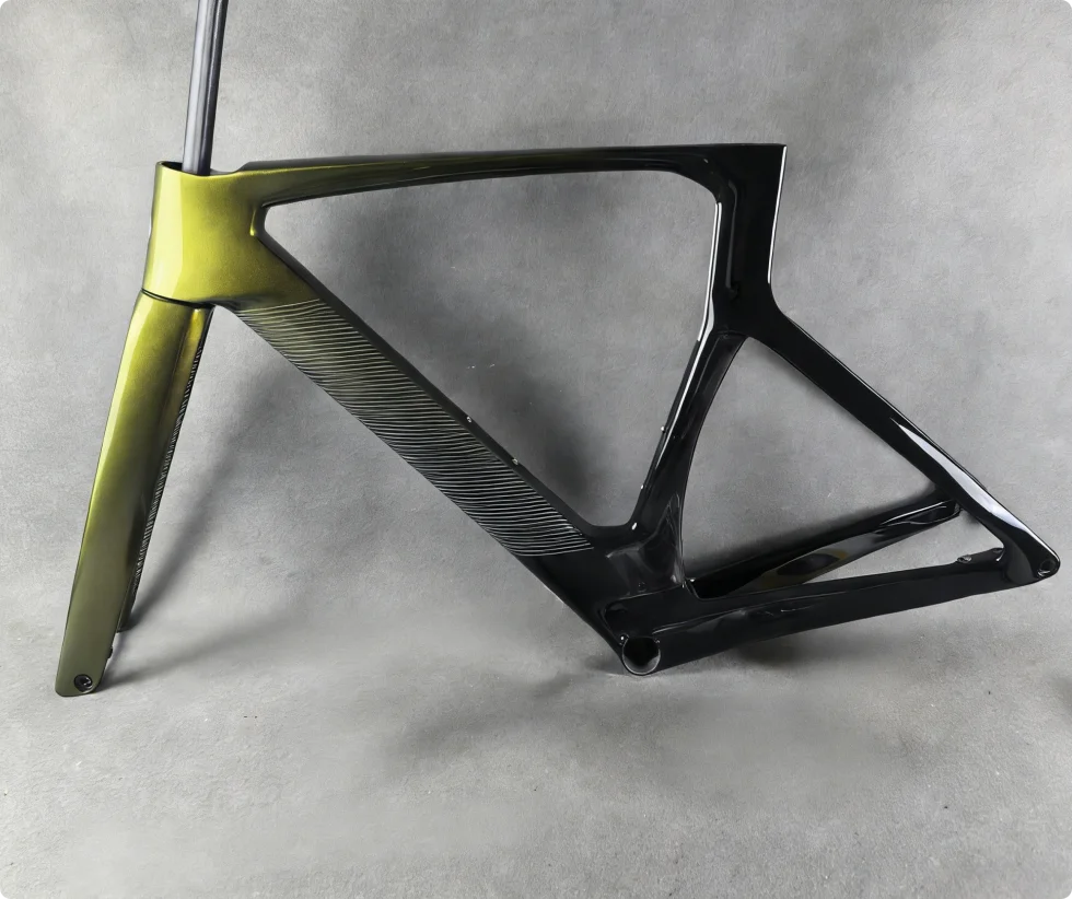 

Высококачественный карбоновый шоссейный рамный комплект RC T47 с полной внутренней проводкой тросов, колеса 700C, индивидуальный логотип, зеленый с золотом