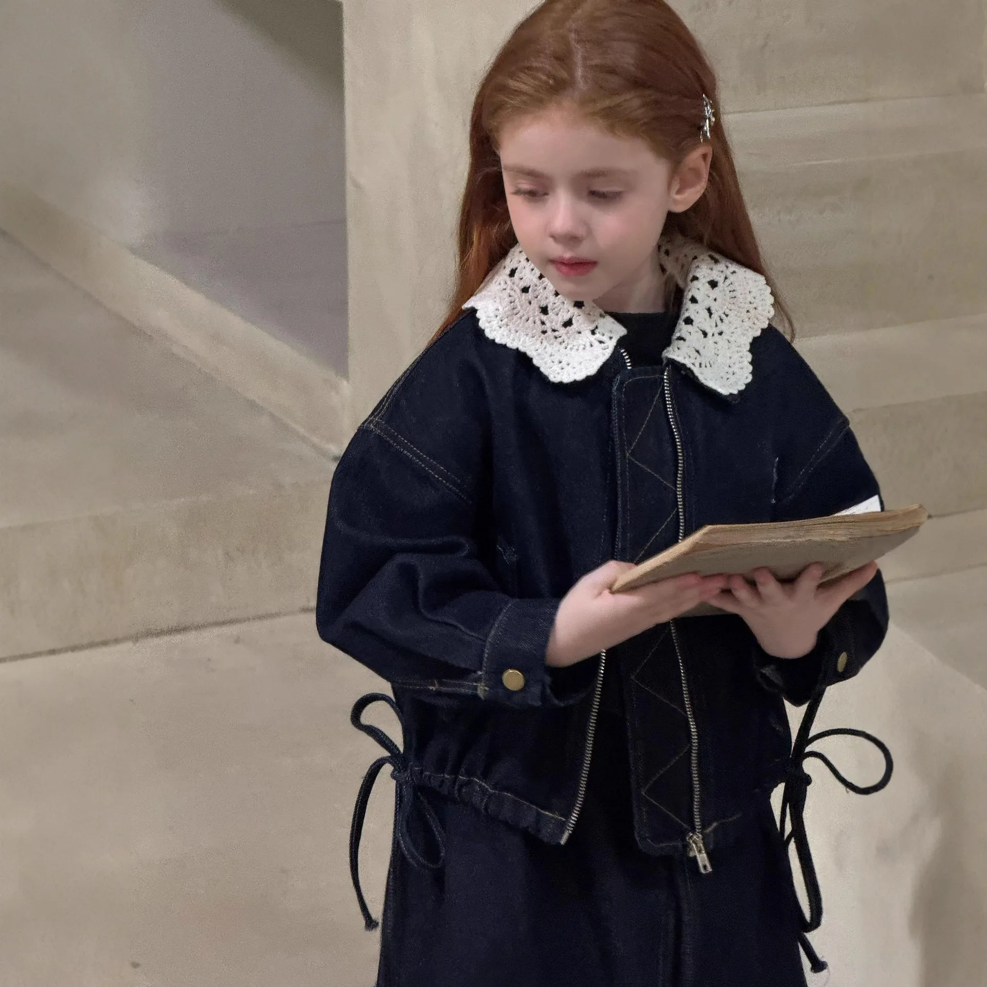 

2025 autumn and winter new children's clothing girls' denim jacket children's denim jacket lace collar