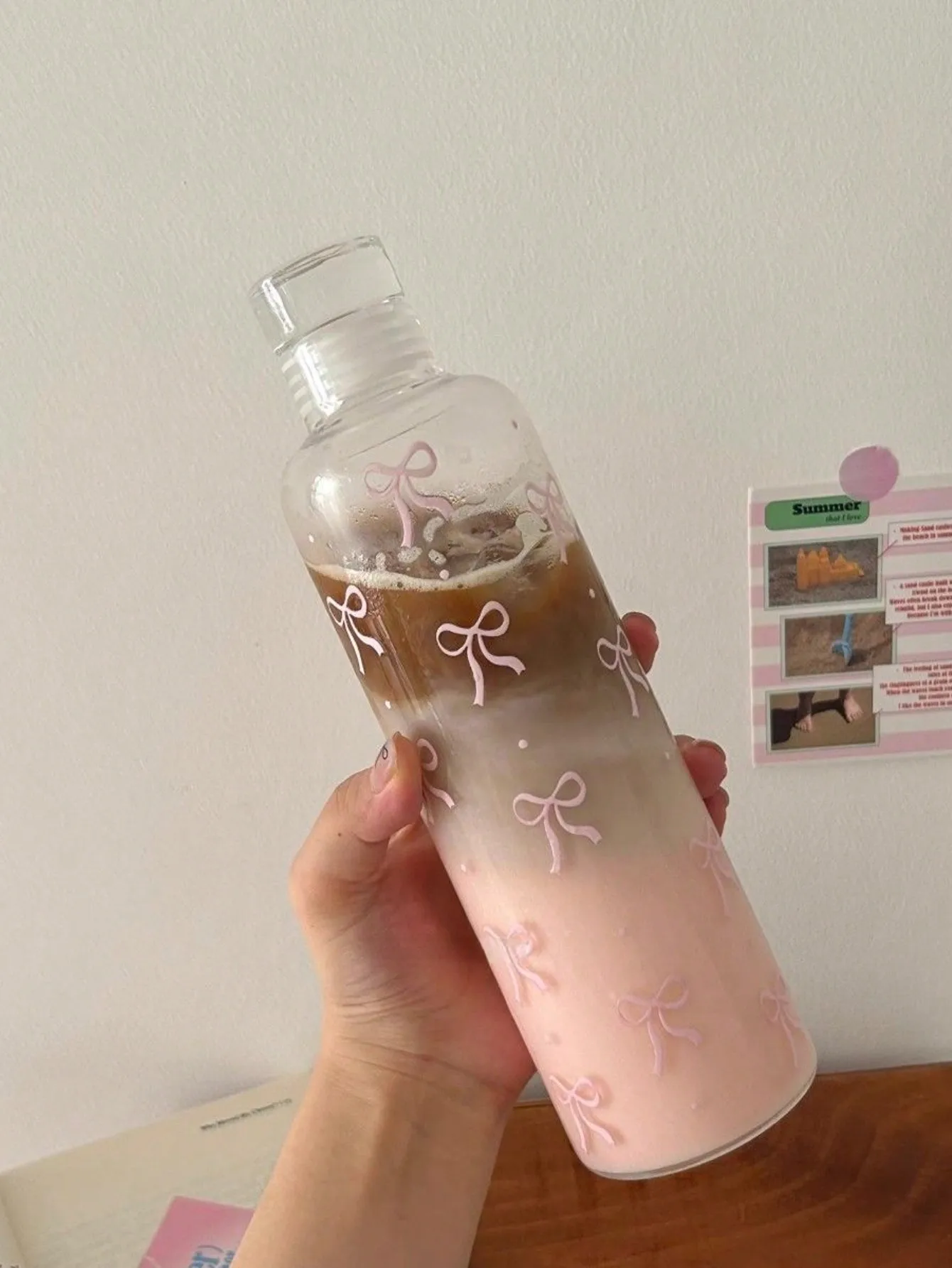 Clear bow plastic sports water bottle Time marker leak-proof juice milk cup Portable children\'s school sports cup