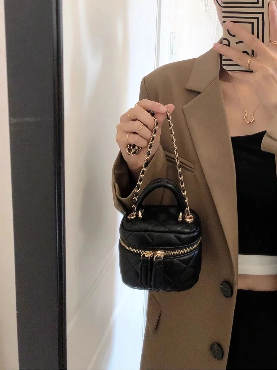 

Летняя маленькая квадратная сумка через плечо с цепочкой для губной помады и монет, универсальная сумка на одно плечо Engli Sle, мягкая искусственная кожа