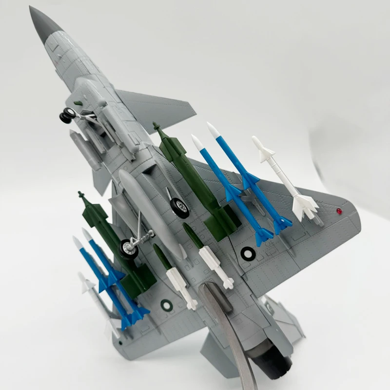 دييكاست سبيكة 1/48 مقياس باكستان سلاح الجو J10 J-10 J10CE J-10CE الطائرات المقاتلة نموذج طائرة لعبة معدنية لجمع